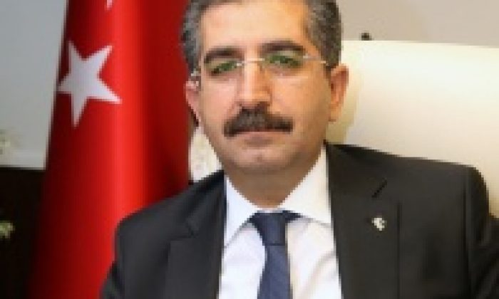 Bolu Valiliği’ne Aile ve Sosyal Politikalar Bakanlığı Müsteşarı Ahmet Zahteroğulları atandı.