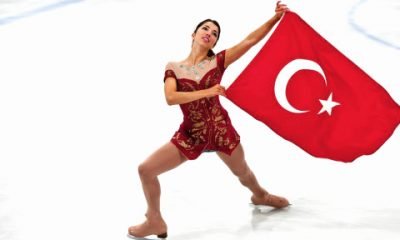 ‘Buzların prensesi’ Mengen’li Karademir, Kanada’da antrenör
