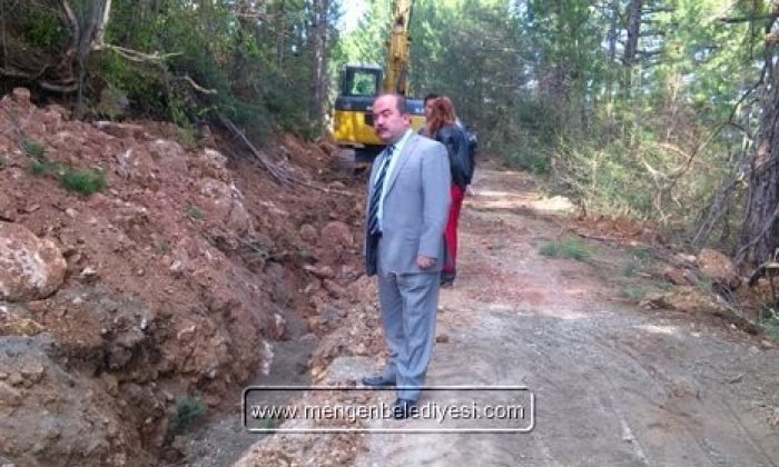 BELEDİYE BAŞKANIMIZ İÇME SUYU HATTINDA İNCELEMELERDE BULUNDU.