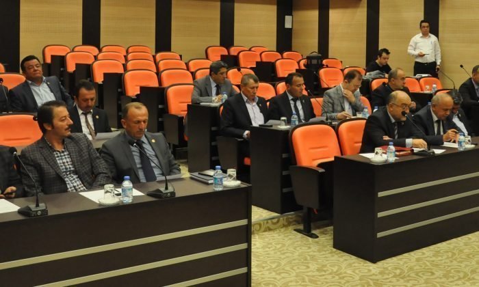Meclis toplantıları devam ediyor