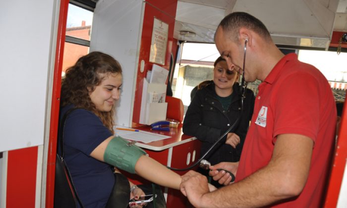 FESTİVALDE KAN BAĞIŞI KAMPANYASI