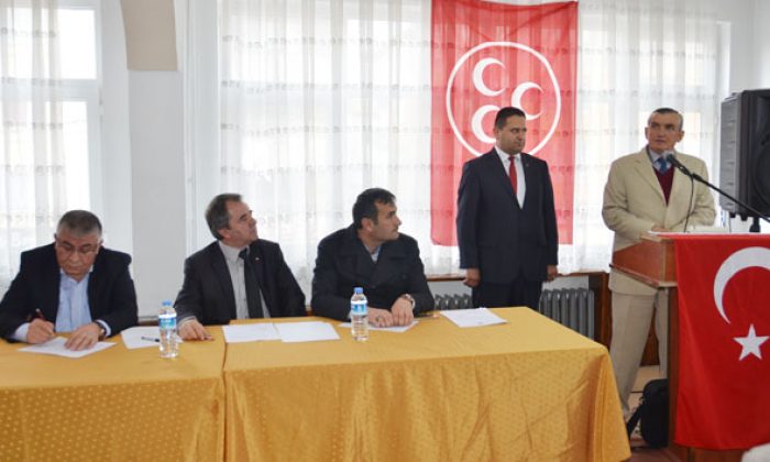 EVREN ERMİŞ MENGEN MHP İLÇE BAŞKANI OLDU