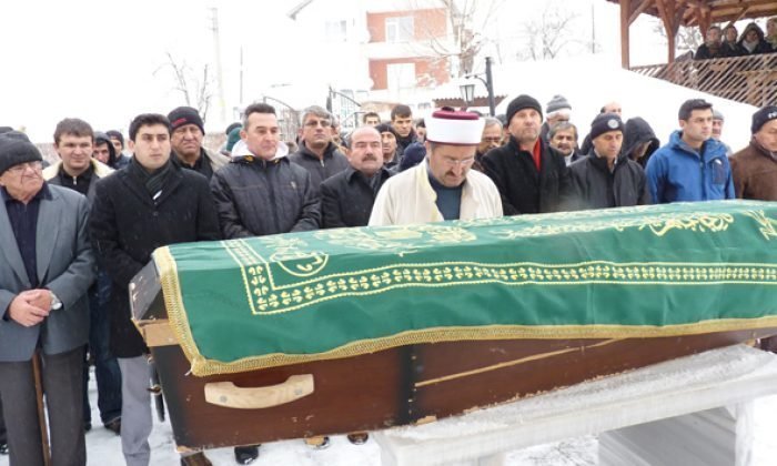 Nazmi Yörük ve Kezban Yıldıray vefat etti