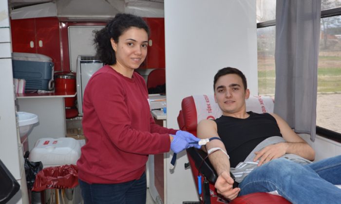 AŞÇILAR DİYARINDA KAN BAĞIŞI