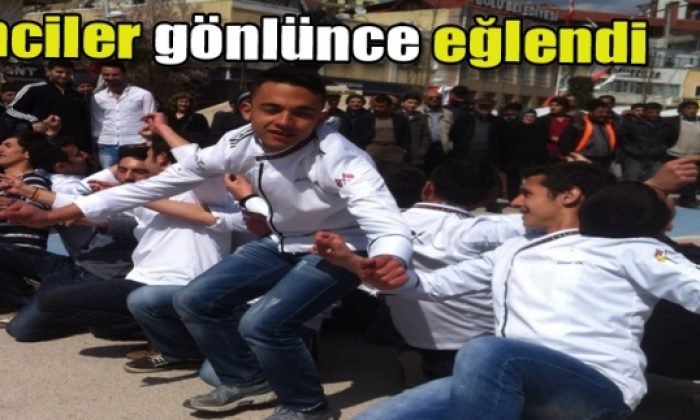 Bolu oyun havalarıyla havaya girdiler