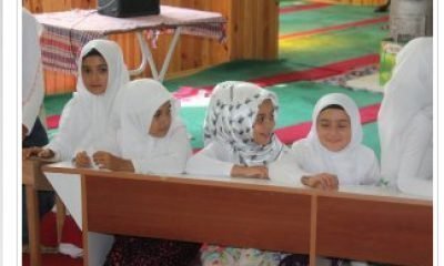 Remzi Hoca’dan Çocuklara sürpriz tören
