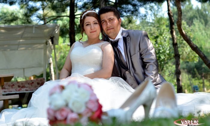 Dünya Evine Giren Çiftlere Mutluluklar dileriz