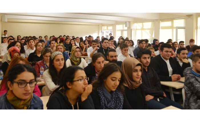Mengen’de Aşçılık Kadıköy eğitimi alan öğrencilere konferanslar devam ediyor