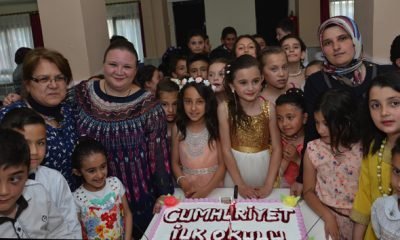 Okullarda vedalar devam ediyor