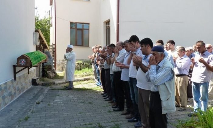 Hatice CAVLAK vefat etti