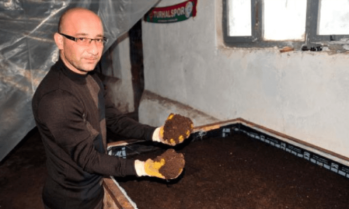 100 Bin Solucanla Gübre İşine Başladılar, İsteklere Yetişemiyorlar