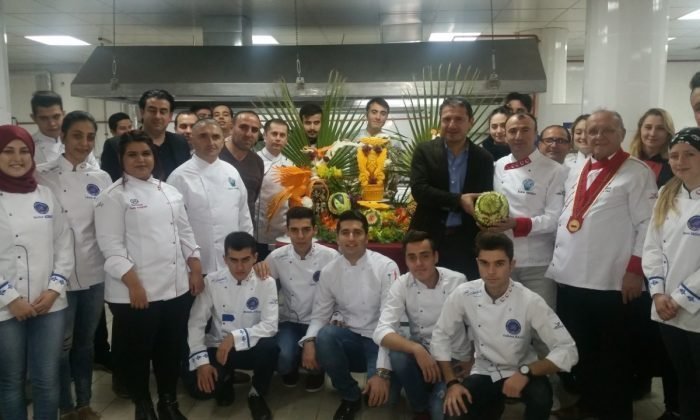 Manavgat Aşçılar Derneği MYO Öğrencilerine Güzel Sanatlar Eğitimi