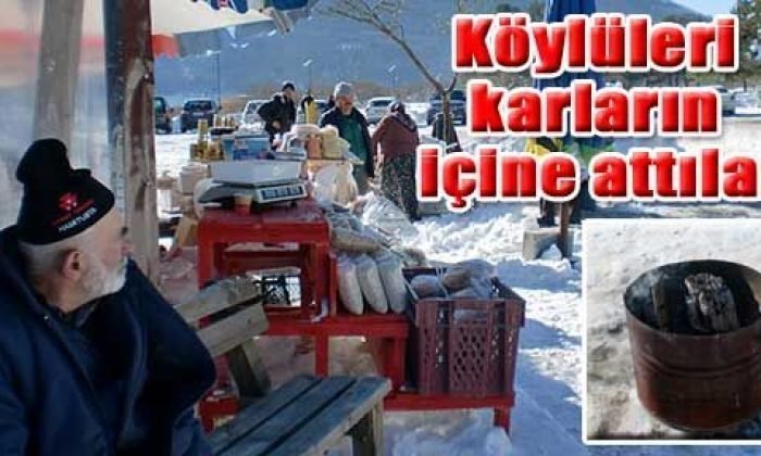Abanat’ta Köylüleri karların içine attılar