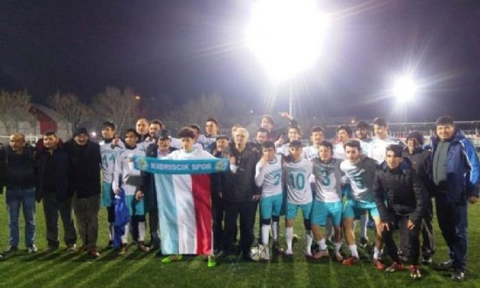 Şampiyon Kıbrıscıkspor