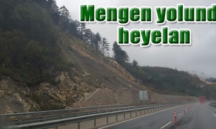 Mengen yolunda heyelan