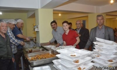 ERTEN ailesi mevlit okutup iftar yemeği verdi.