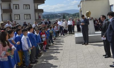 KAYMAKAM GÜNAYDIN KARNE DAĞITTI
