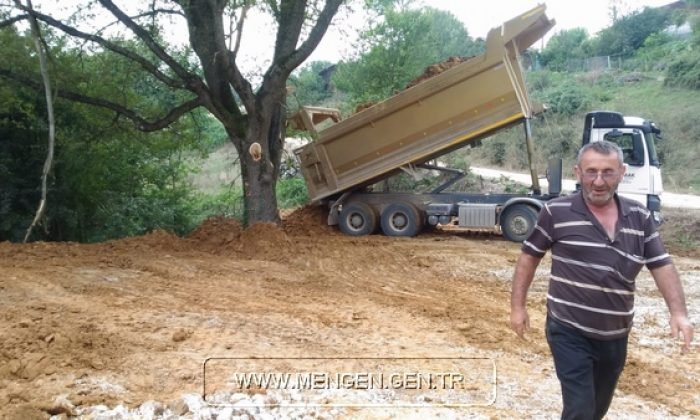 Cazlar Mahallesinde Çalışmalar Devam Ediyor