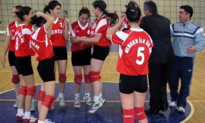 Voleybol Turnuvası Başlıyor