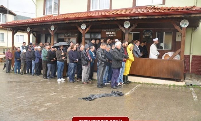 Halil AKBAŞOĞLU Dualarla Ebediyete Uğurlandı