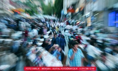 ATATÜRK CADDESİNDE İFTAR YEMEĞİ-Fotoğraf ve Video-