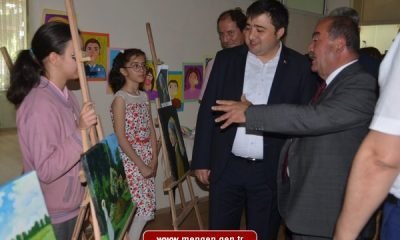 KURSİYERLER EL EMEKLERİNİ SERGİLEDİLER