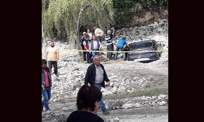 YAGMURLAR SEL FELAKETİNE SEBEP OLUYOR