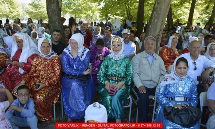 Mengen Yöresel 2.Giyim Kültür Şenliği Video