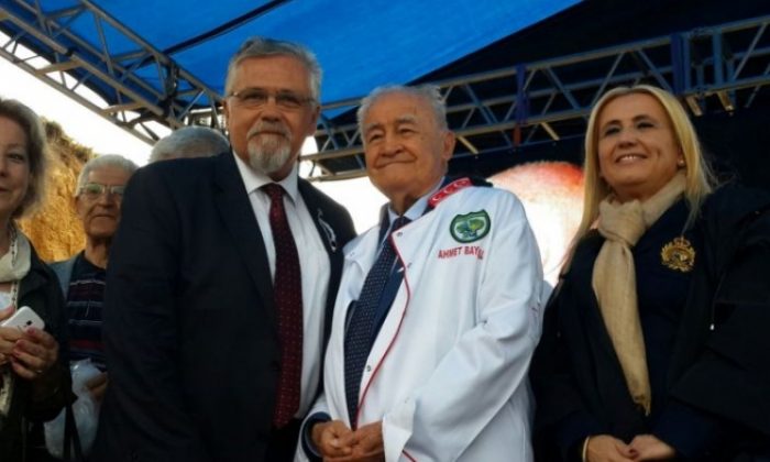 Gastronomi konusunda bir tepki de Özcan’dan