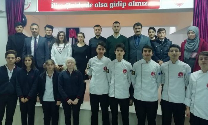 Liselerarası Münazara Yarışmaları Devam Ediyor