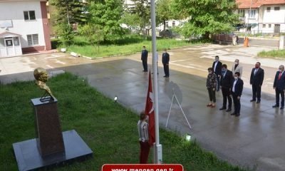 Bugün Atatürk’ü Anma ve Gençlik Spor Bayramı’dır. Kutlu olsun.