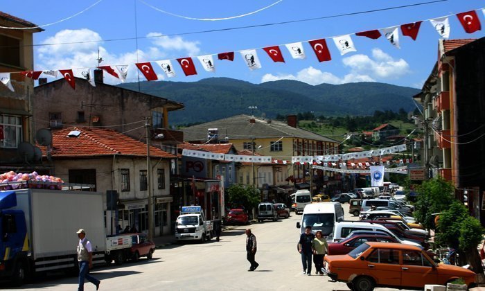 Mengen ilçesinin 50.Yıl Törenlerinden