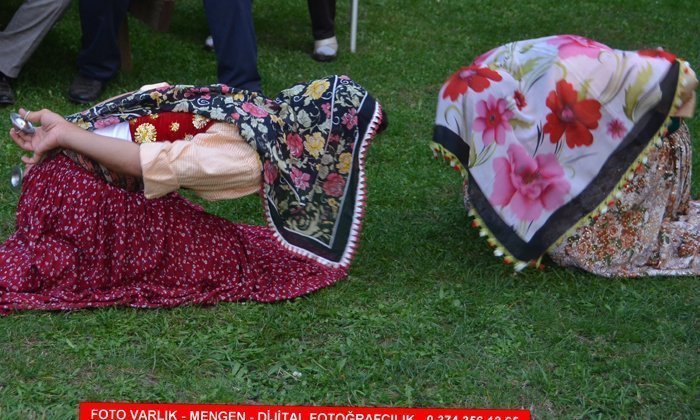 Kemancı Cengiz ve Davulcu Sait