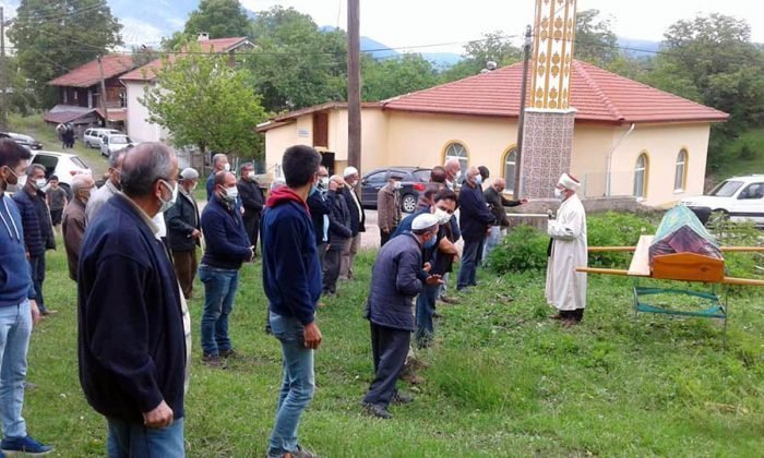 Türkan AKDOĞAN Dualarla Ebediyete Uğurlandı