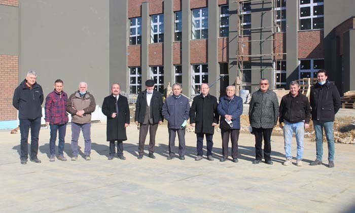 İzzet Baysal Vakfı Mütevelli Heyetinden Mengen Ziyareti