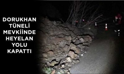 Heyelan ulaşımın aksamasına yol açtı