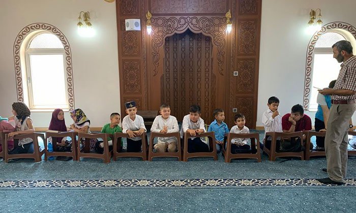 Mengen’de Yaz Kur’an Kursu Öğrencilerinden Kapanış Programı