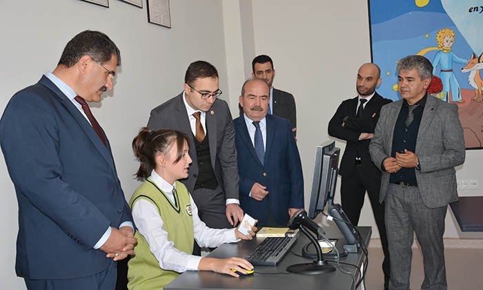 Atatürk Ortaokulu Kütüphanesi Törenle Açıldı
