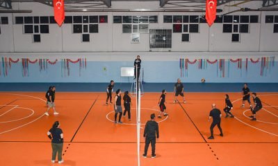 Cumhuriyet Kupası Voleybol Turnuvası heyecanı başladı