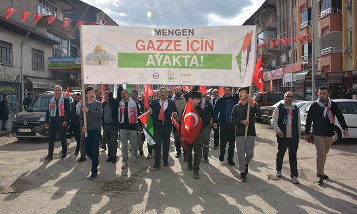 Mengen’de İsrail Protestosu