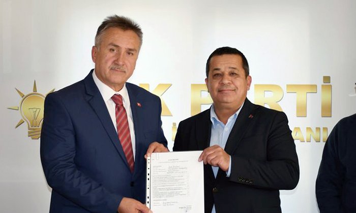 Sadi Şeyhan, Mengen Belediye Başkanlığı için Ak Parti’den aday adaylığı başvurusunu yaptı
