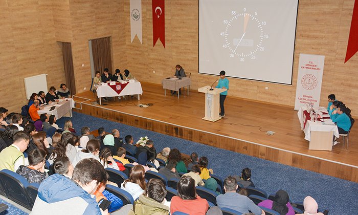 Ortaokullar arası münazara yarışmasında ikinci gün