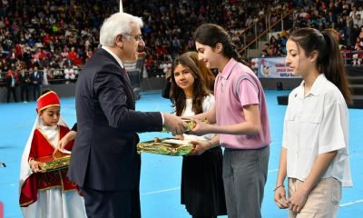 Mengen Ortaokulu’na şiir dalında Bolu’da derece