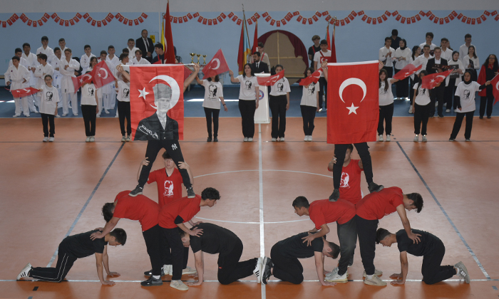 Mengen’de 19 Mayıs Atatürk’ü Anma, Gençlik ve Spor Bayramı coşkusu