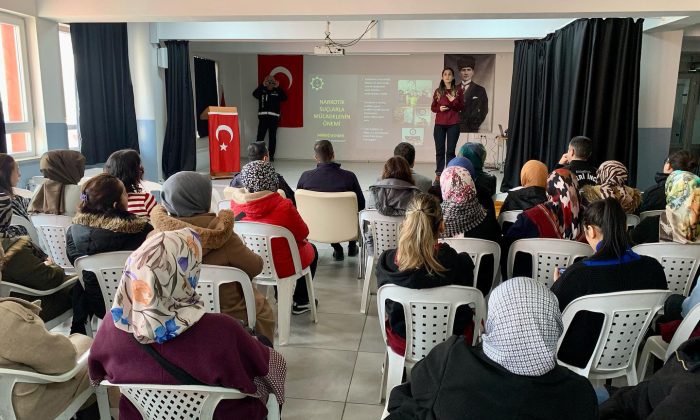 En İyi Narkotik Polisi: Anne