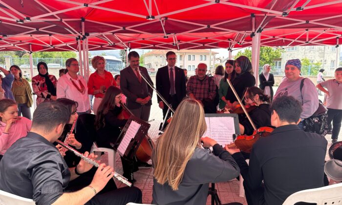 Bolu Güzel Sanatlar Lisesi’nden Mengen’de Sanat ve Tanıtım Etkinliği