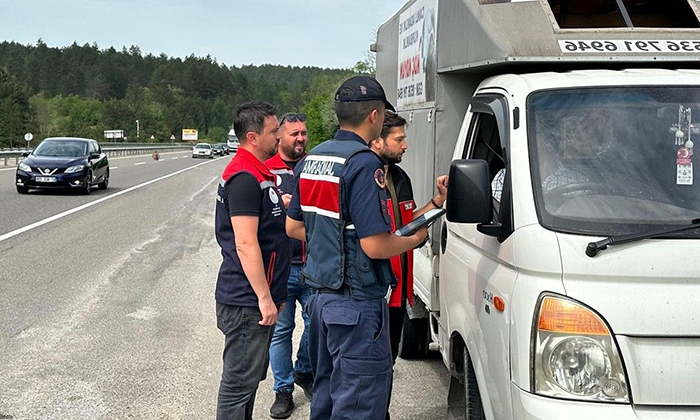 Kurban Bayramı öncesi Bolu genelinde sıkı denetim! Belgesi olmayan hayvan kesinlikle geçemiyor
