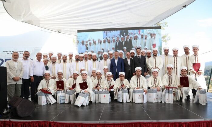 Mengen’de İlk Hafızlık İcazet Merasimi Düzenlendi