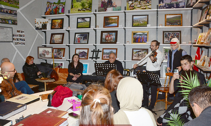 Foto Hüseyin Varlık Sergi Salonu’nda Klasik Müzik Gecesi