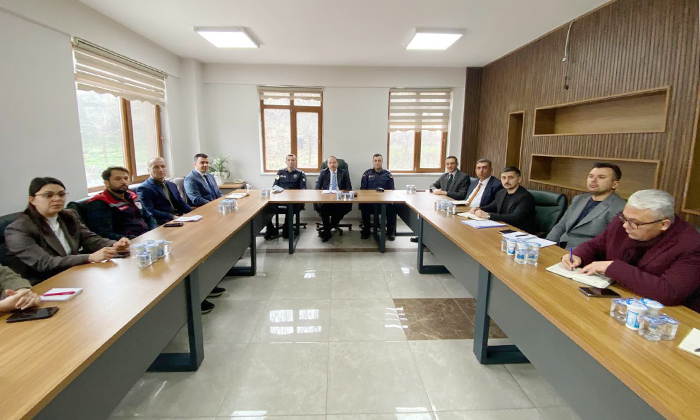 Mengen’de İlçe İdare Şube Başkanları Toplantısı Gerçekleştirildi